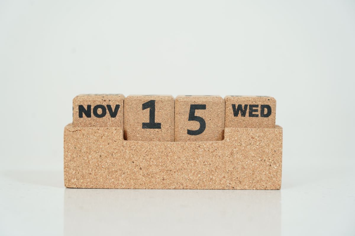 Cork Minimalistic Desk Calendar