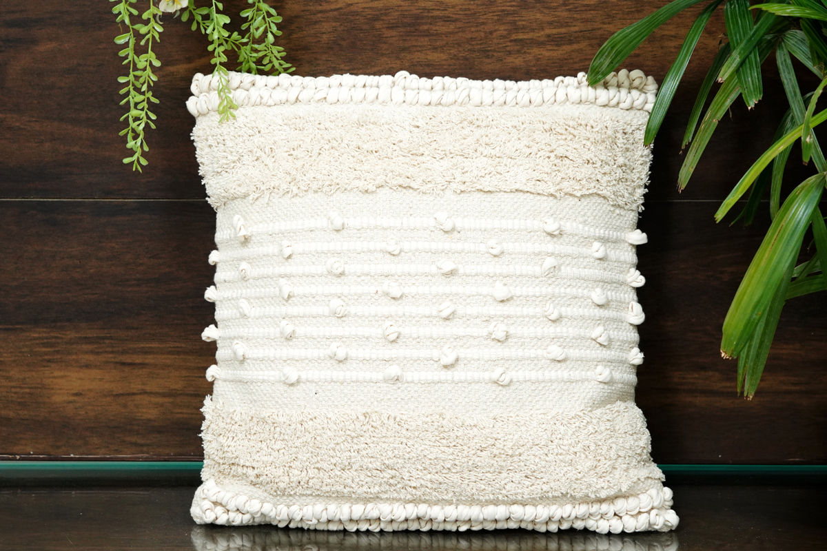 Tufted Loop Cushion